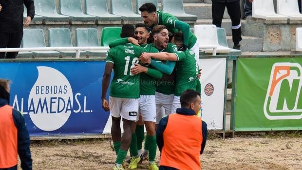 2-0: San Ildefonso echa una mano al CD Toledo, que se impone al Melilla