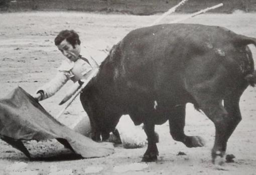 «Aprendí a torear a base de porrazos en las capeas y en los tentaderos», reconocía Calatraveño