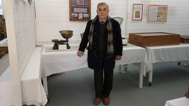 José Castaño, el toledano que pesa y mide la memoria en su museo de Herreruela de Oropesa
