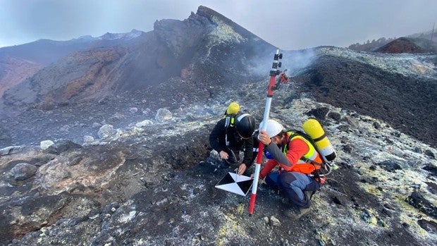 La Palma baja su semáforo de riesgo volcánico de rojo a amarillo