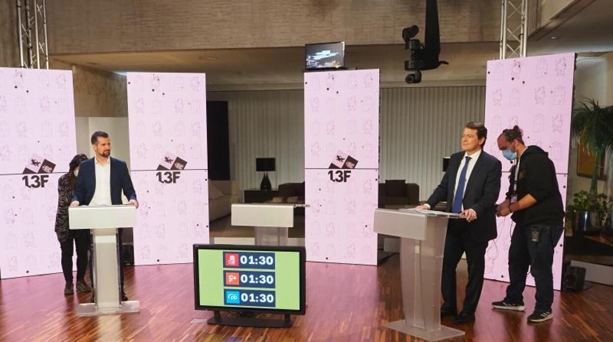 Imágenes previas al debate electoral en RTVE