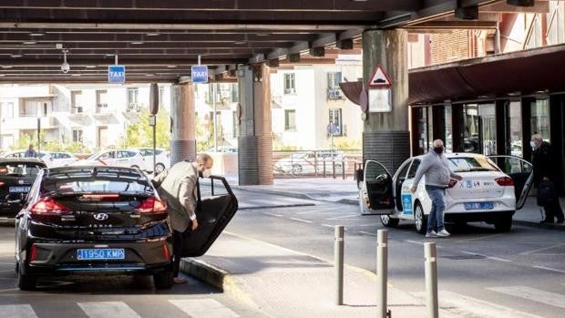 Los taxistas se oponen a la liberalización de Ayuso: «Es muy grave que no hayan contado con nosotros»