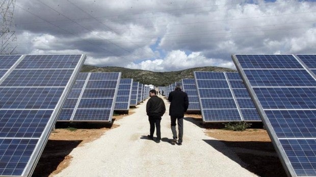 El Govern prevé un despliegue de más de 500.000 instalaciones fotovoltaicas de autoconsumo en 2050