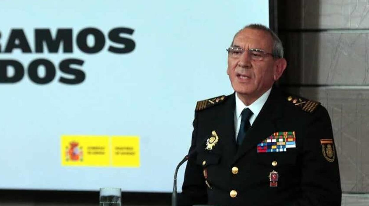 El director adjunto operativo (DAO) de la Policía, José Ángel González, en una rueda de prensa