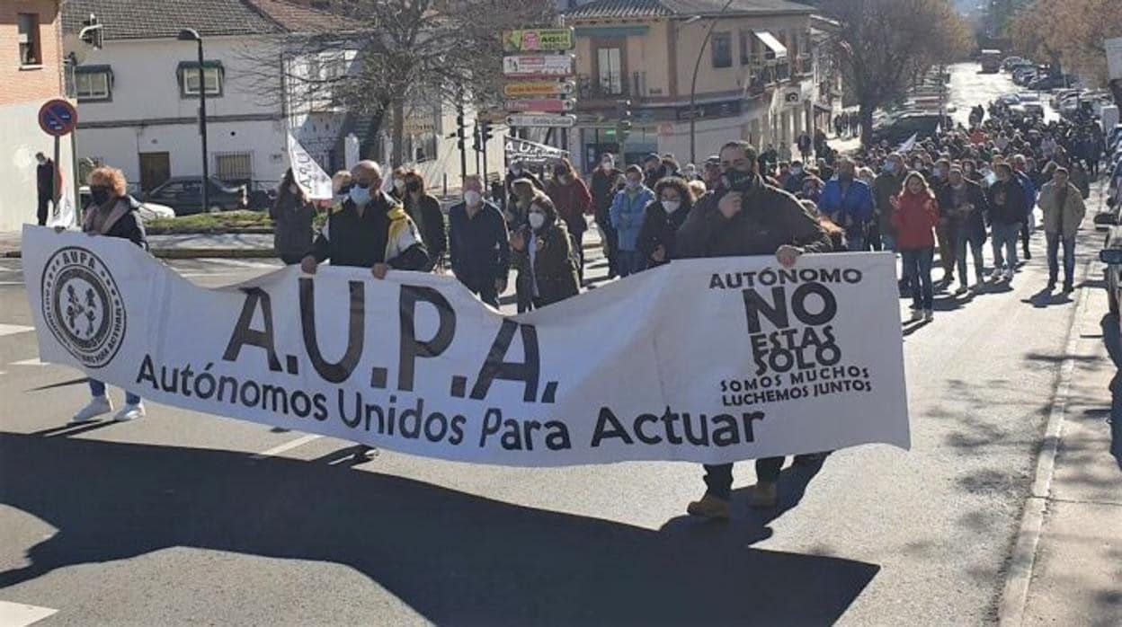 La protesta fue convocada por la asociación Autónomos Unidos Para Actuar (AUPA)