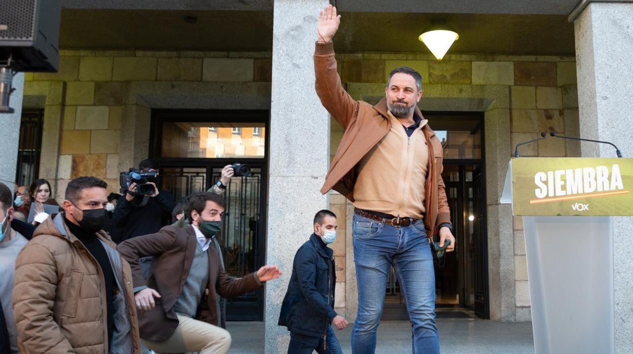 Santiago Abascal interviene en un acto público en Zamora ante 400 personas