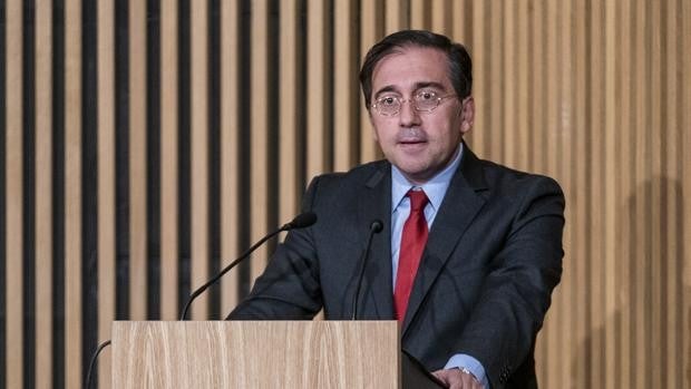 La «diplomacia de alta intensidad» de Albares en Ucrania: «La guerra no la barajo ni como hipótesis»