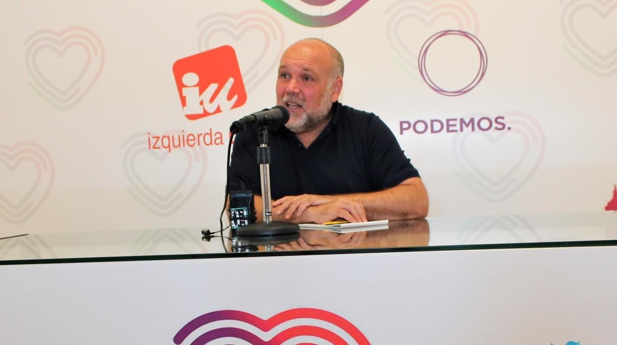 El portavoz del Grupo Municipal Izquierda Unida-Podemos, Txema Fernández