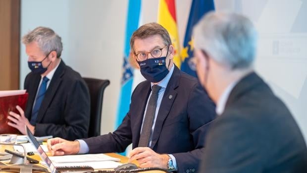 La hostelería vuelve a horarios prepandemia y solo se recomienda mascarilla en exteriores en aglomeraciones