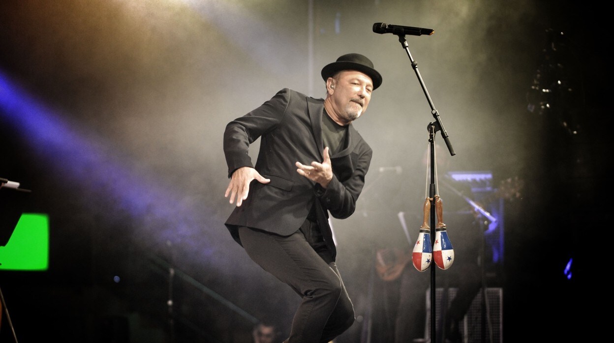 Rubén Blades, durante una actuación en el Jazzladia