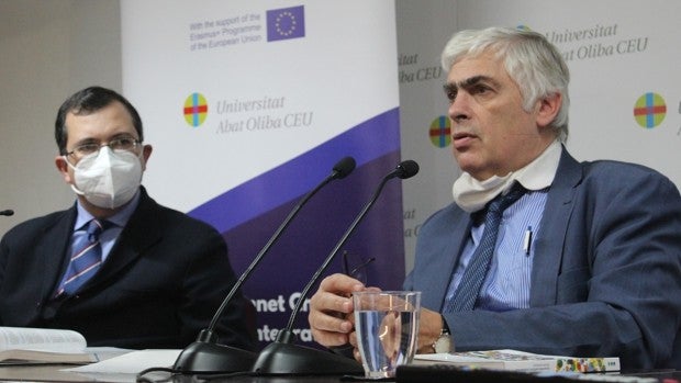 Hofmeister: «Si la democracia está en peligro es por la falta de ejercer las funciones de los partidos políticos»