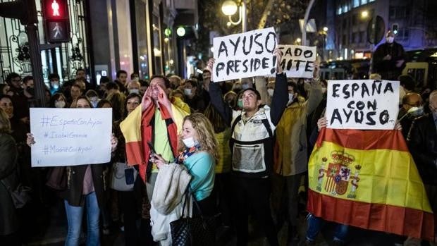 Y salieron los ayusistas