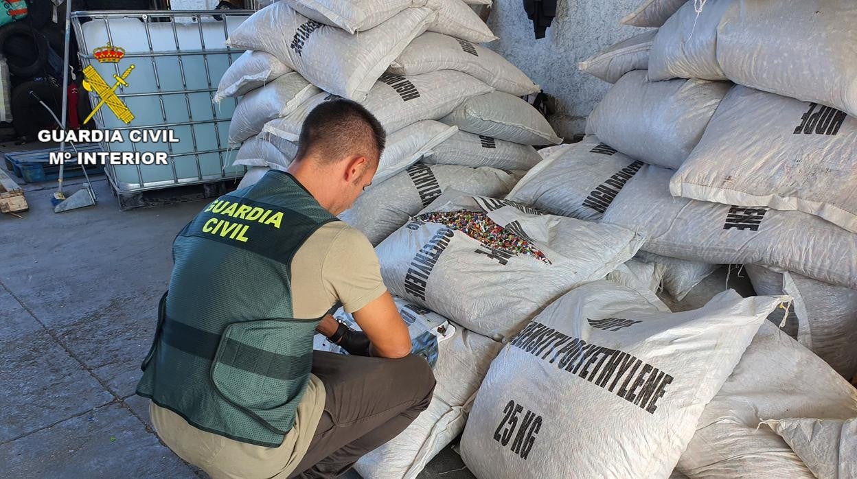 Imagen del material incautado por la Guardia Civil en la operación «Picass 21» contra el narcotráfico