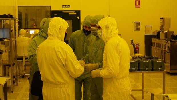 Carlos Mazón pide salvar los puestos de trabajo de 2.000 jóvenes investigadores en la Comunidad Valenciana