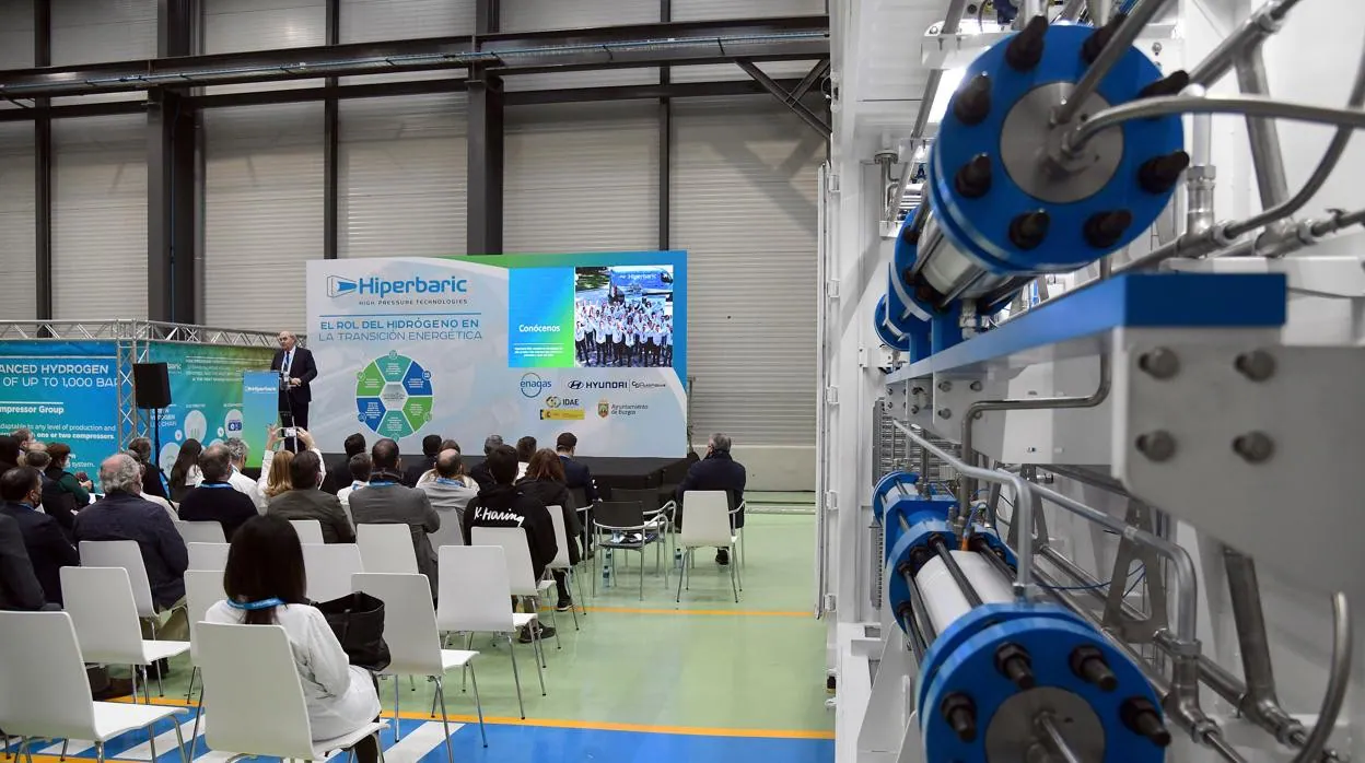 La empresa burgalesa Hiperbáric culminó el año pasado la fabricación del primer prototipo de comprensor para el Centro Nacional del Hidrógeno