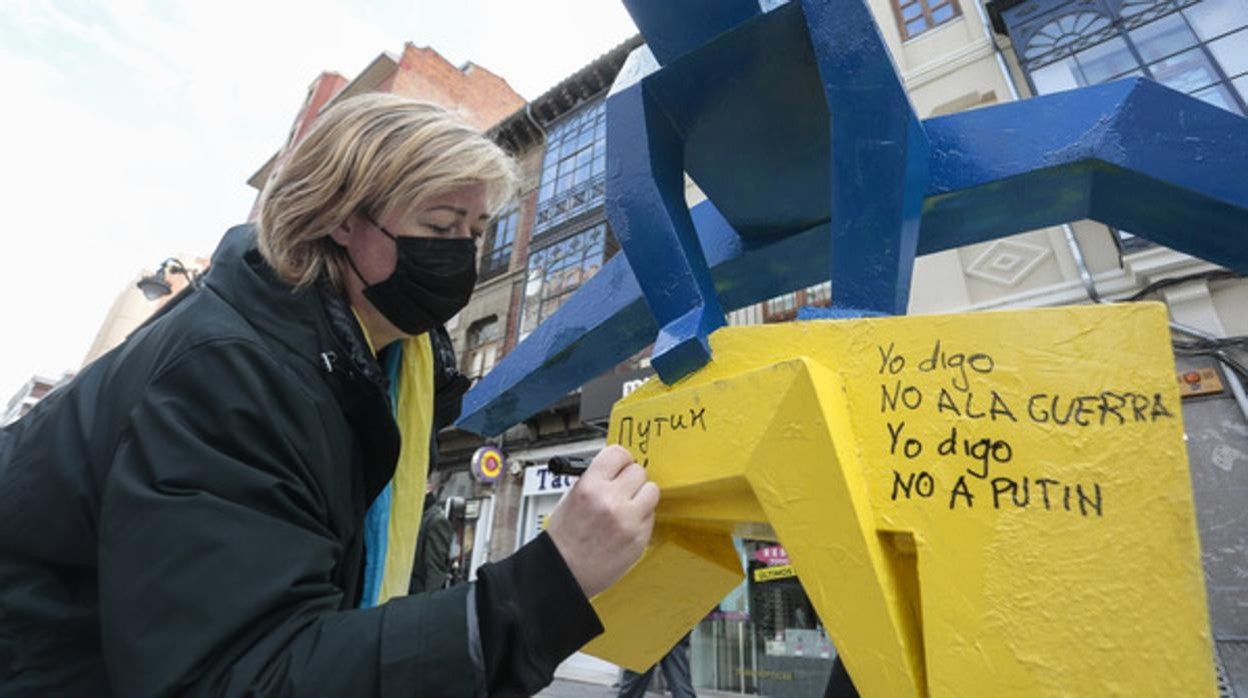 Imagen de la manifestación en León por el pueblo ucraniano