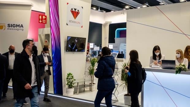 Rusia: un parche negro y medio pie fuera del MWC en plena guerra de Ucrania