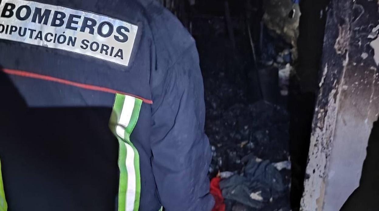 Fallece un varón por asfixia en el incendio de su vivienda en San Felices (Soria)