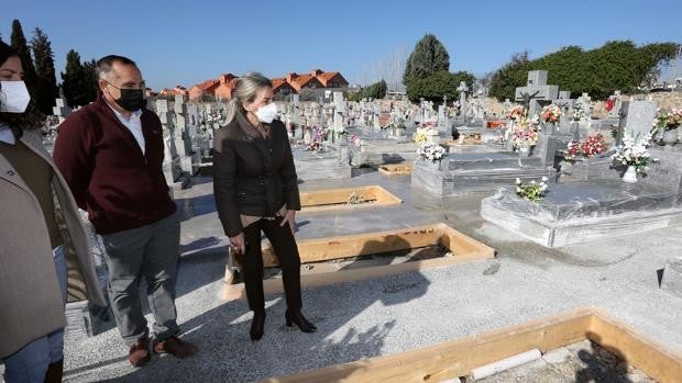 El próximo año se arreglarán dos nuevos patios del cementerio de Toledo