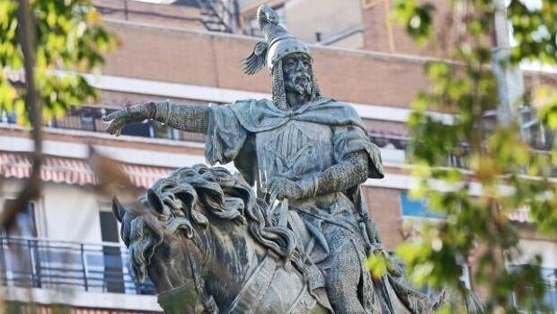 El Gobierno alerta del crítico estado de conservación del casco del rey aragonés Jaime I el Conquistador