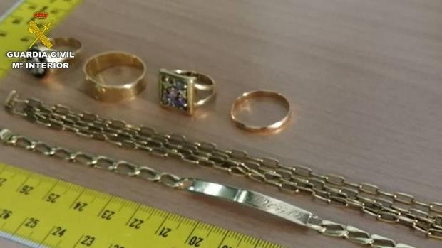 Investigada una enfermera de una residencia de Villajoyosa por robar joyas a tres ancianas