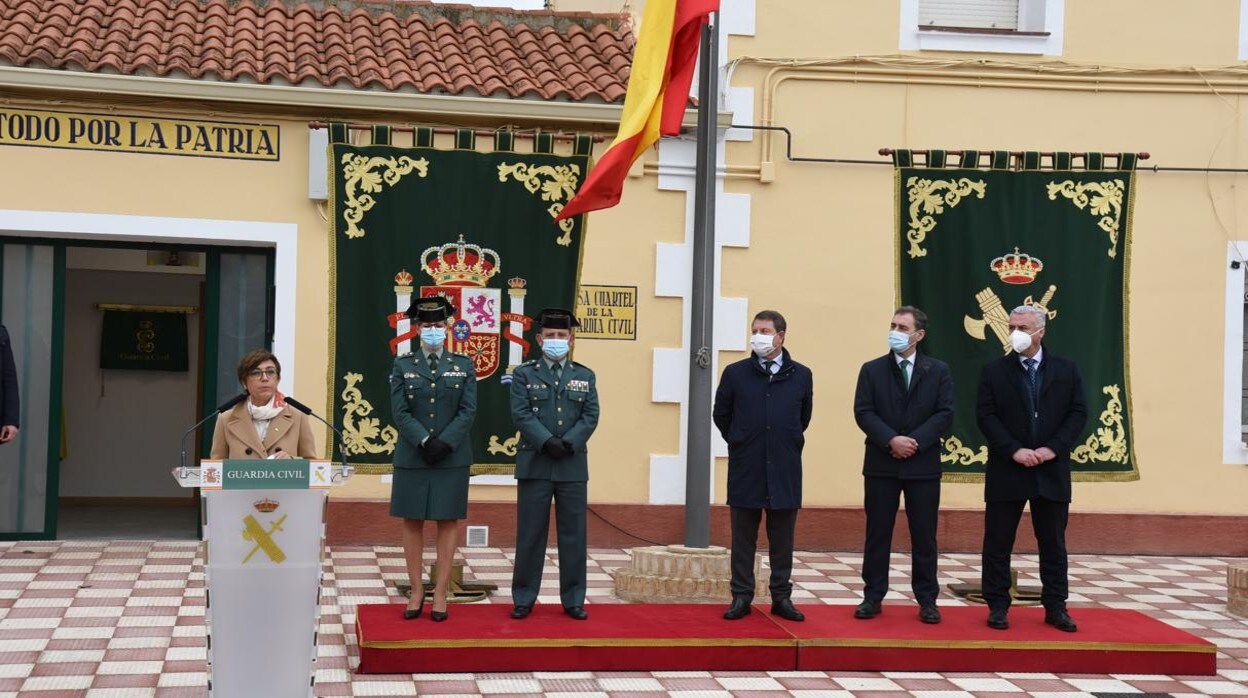 Gámez y Page inauguran la rehabilitación del cuartel de la Guardia Civil de Mondéjar