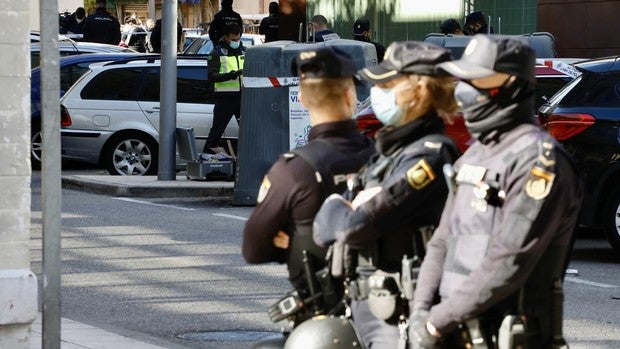Mata de una patada en la cabeza a un hombre a las puertas de una discoteca en Alcalá de Henares