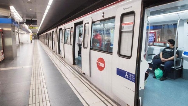 8-M en Barcelona: Estas serán las alteraciones en el transporte público por la huelga por el Día de la Mujer