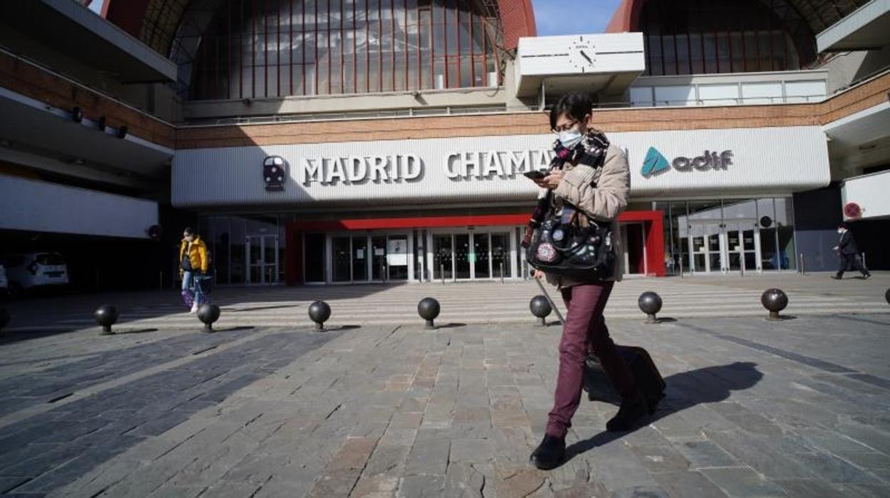 Fachada de la estación de Chamartín