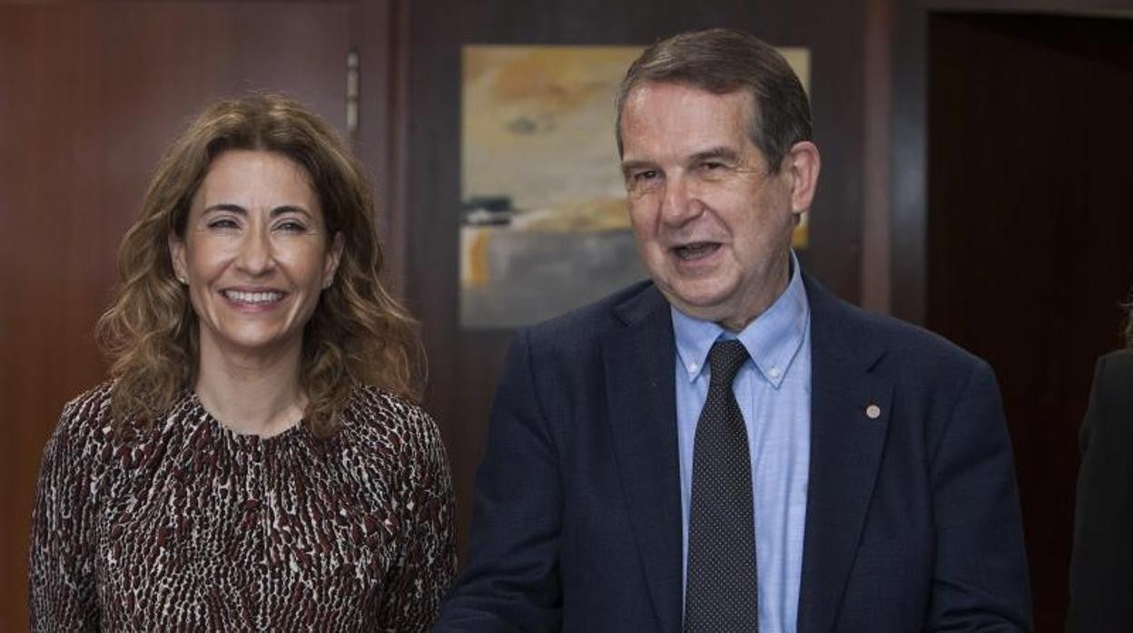 Abel Caballero, este viernes con la ministra de Transportes, Raquel Sánchez, en Vigo