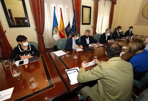 Reunión de la Comisión Mixta de Reconstrucción