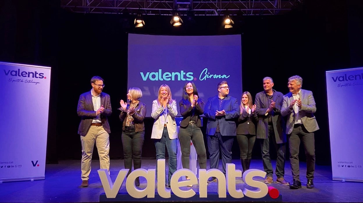 La nueva junta de Valents de Gerona en su acto de presentación