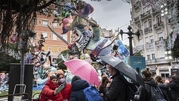 Fallas Valencia 2022: horario de la Nit del Foc y la Ofrenda para el viernes 18 de marzo