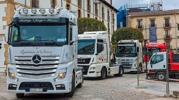 La Junta exige al Gobierno una reunión con las comunidades para abordar la «alarmante» situación del transporte