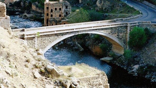 Una pasarela peatonal junto al puente Alcántara y otros seis proyectos para las riberas del Tajo