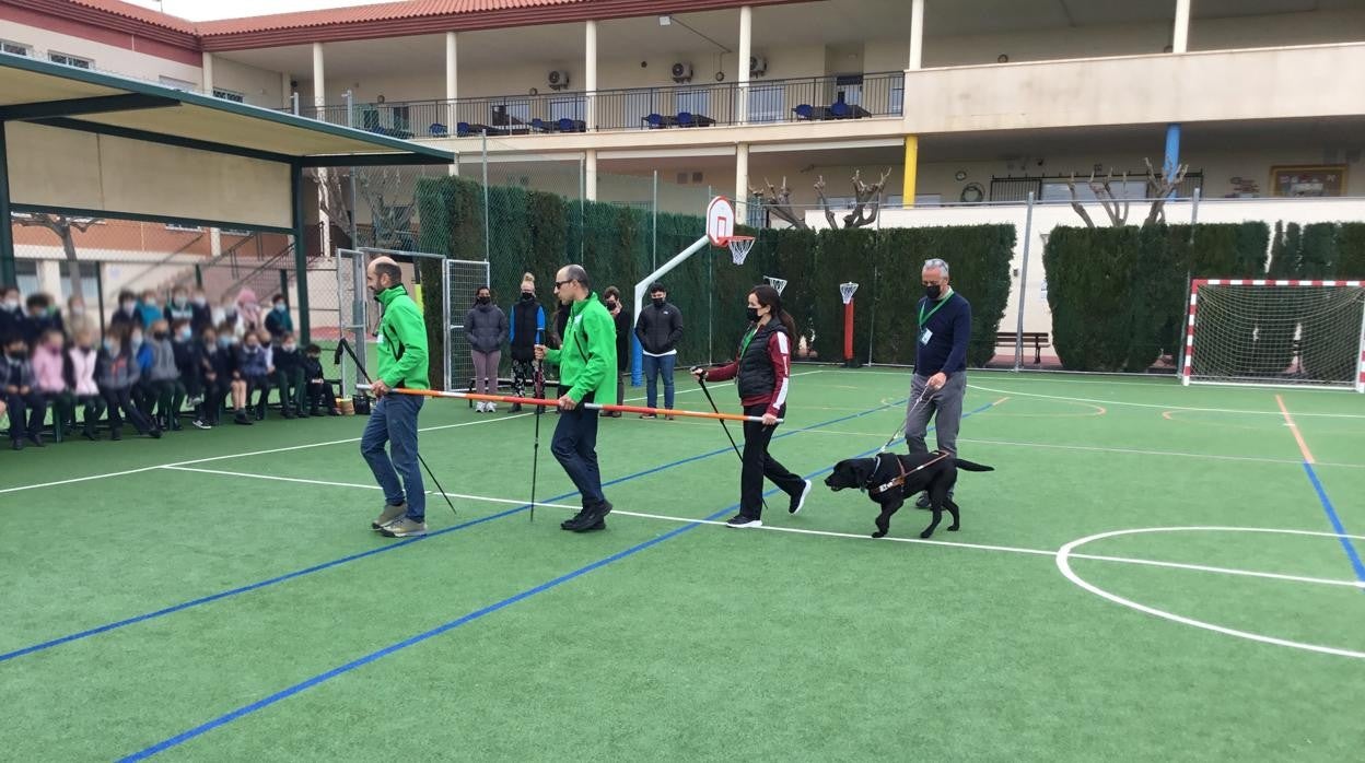 Una de las actividades organizadas en la Semana de la Discapacidad en ELIS Villamartín