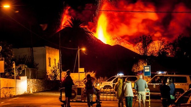 No habrá desalojo de hoteles en La Palma hasta que los afectados del volcán tengan una solución