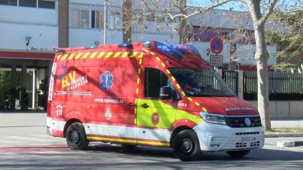 Muere una mujer de 70 años y herida grave su madre de 90 en un incendio doméstico en Valencia