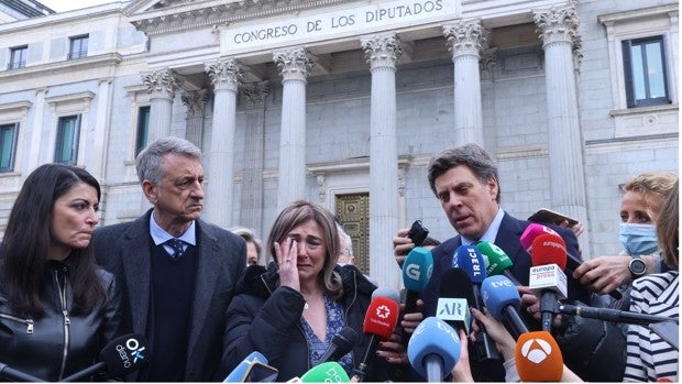 El PSOE abre ahora la puerta a endurecer la prisión permanente y Podemos recula en apenas dos horas