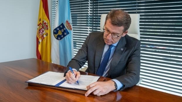 Feijóo firma su renuncia como presidente del PP de Galicia, que se hará efectiva el 1 de abril