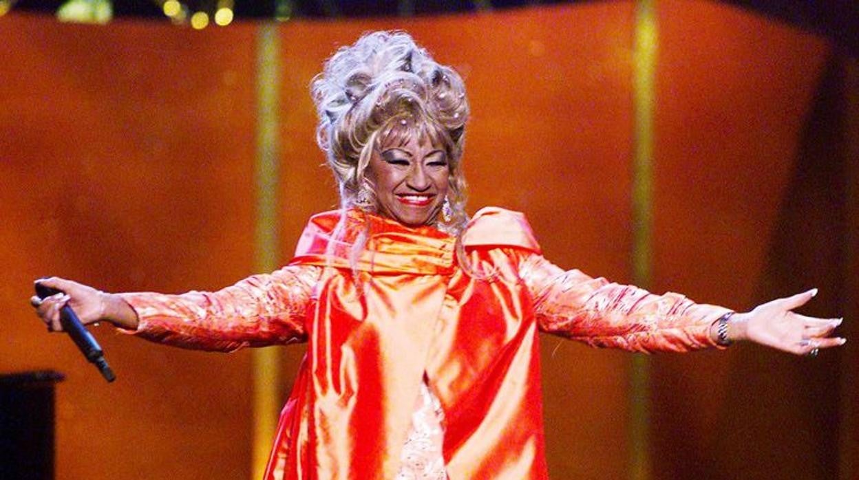 La cantante cubana, Celia Cruz recibirá un homenaje en el Teatro de Rojas