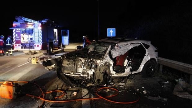 Muere un conductor «kamikaze» tras chocar su vehículo contra un camión en Talavera de la Reina