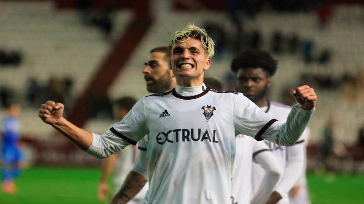 Dani González debutó en la Copa del Rey y marcó el gol de la victoria en la prórroga contra el Racing de Ferrol