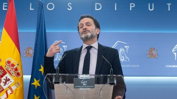 El Congreso insta al Gobierno a eliminar mascarillas en interiores pero sin poner fecha