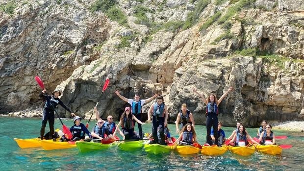 El Patronato de Turismo promociona la Costa Blanca a través de los estudiantes internacionales de español en la provincia