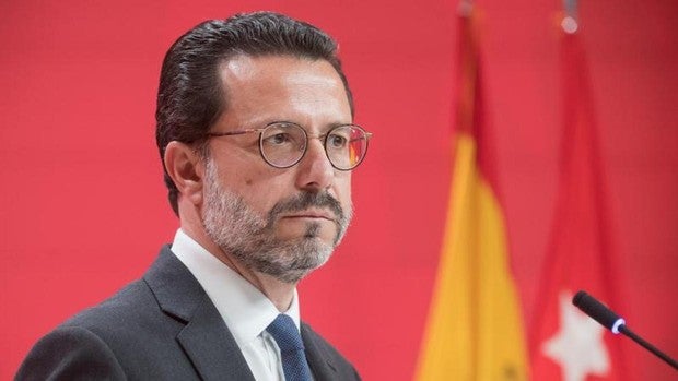 Lasquetty denuncia la «enorme estafa que está haciendo el Gobierno de Pedro Sánchez con los fondos europeos»