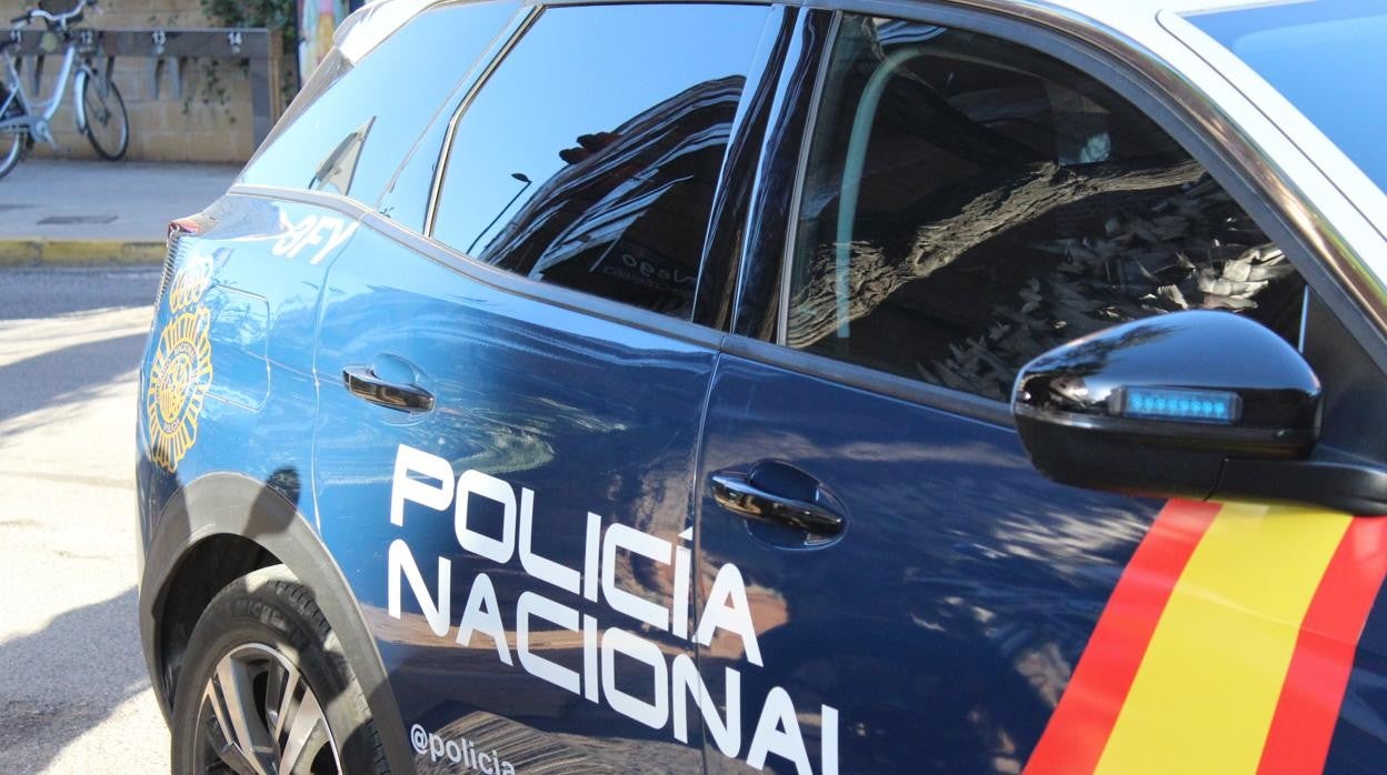 Imagen de recurso de un coche patrulla de la Policía Nacional