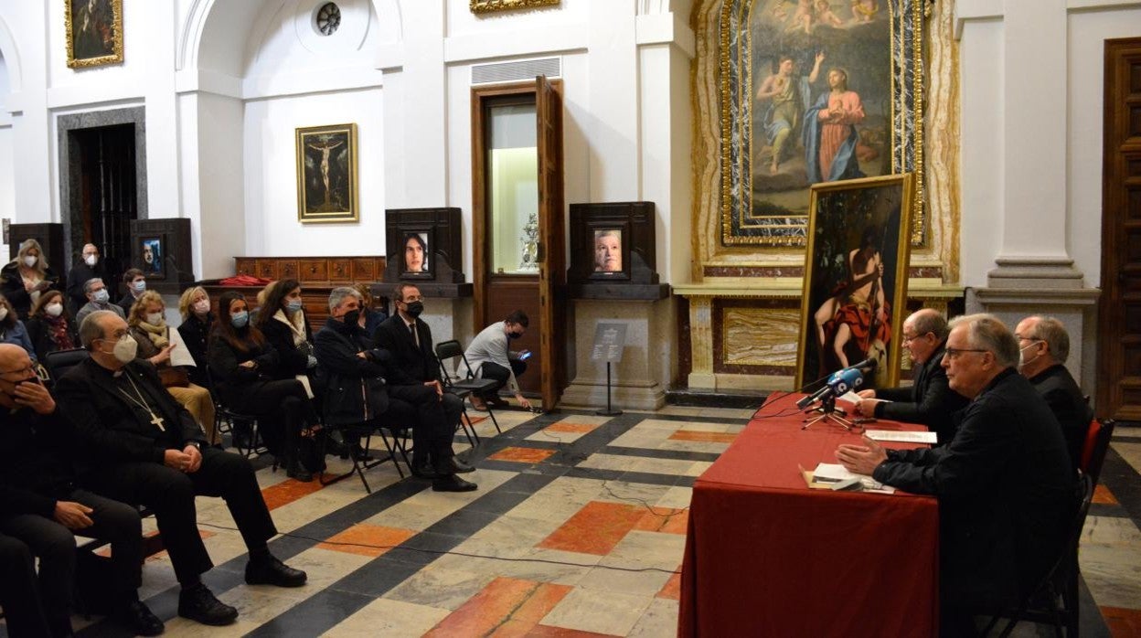 La presentación, en la Sacristía de la catedral