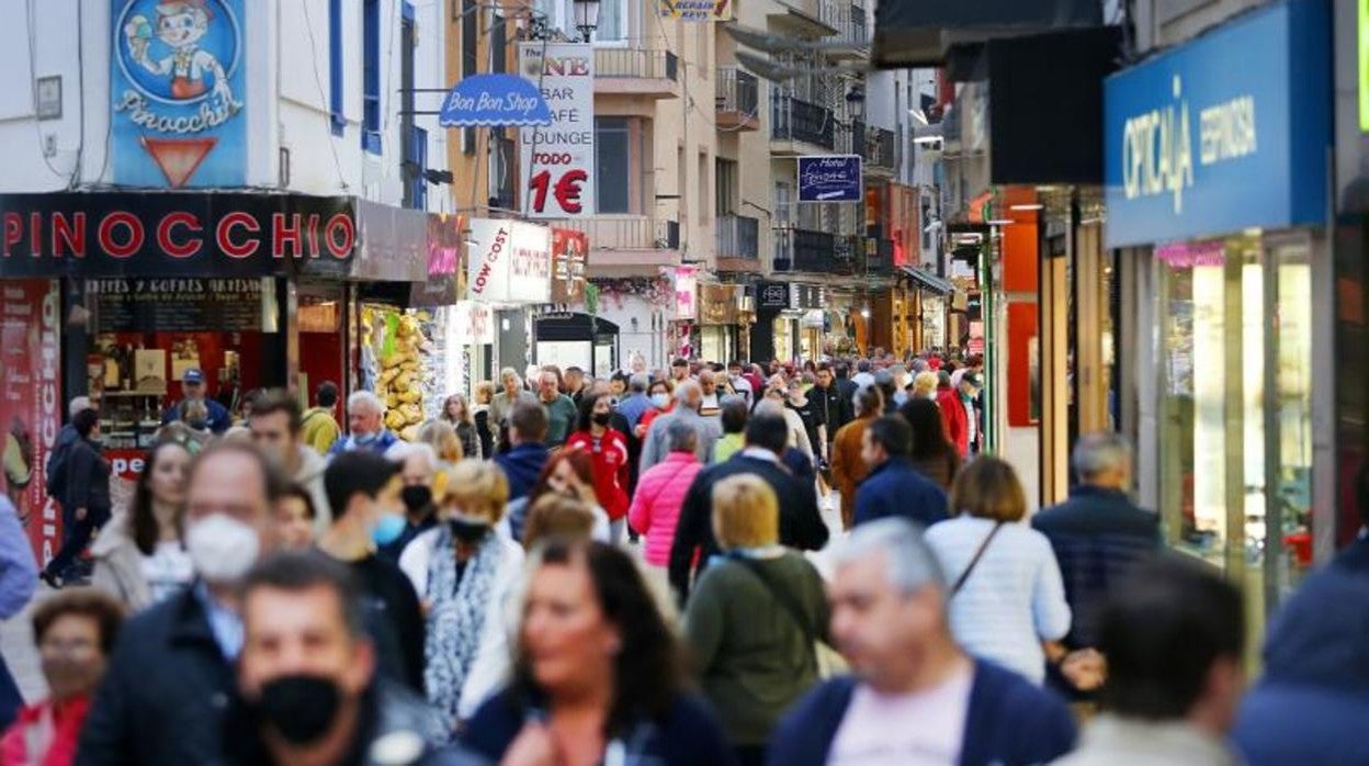 Aspecto de una calle de Benidorm, el pasado viernes