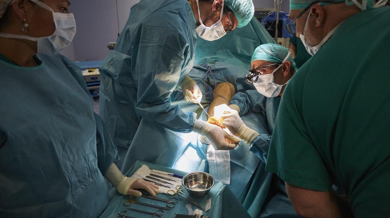 Quirófano en el Hospital Ramón y Cajal